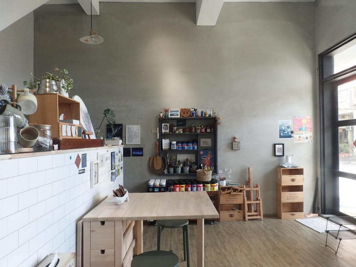 群青所 Gatherers Hostel Сяолюцю Экстерьер фото